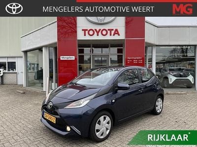 Blauw Occasion 2018 Toyota Aygo Hatchback | € 9.945 (Eerlijke prijs)