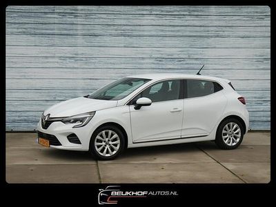 Occasion Renault Clio V Intens 101 PK (74 kW) 2020 Wit Hatchback
