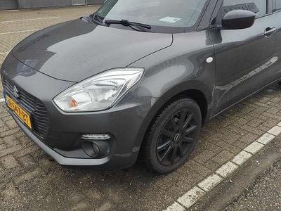 Grijs Occasion 2017 Suzuki Swift Comfort Hatchback | € 10.067 (Goede deal)