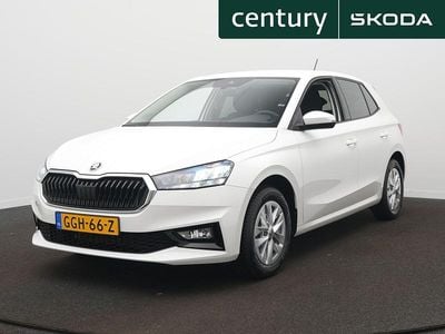 Wit Gebruikt 2024 Skoda Fabia Selection Hatchback | € 19.450 (Eerlijke prijs)