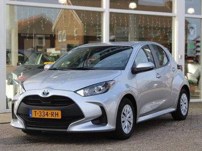 Grijs Gebruikt 2023 Toyota Yaris Active Hatchback | € 20.450 (Eerlijke prijs)