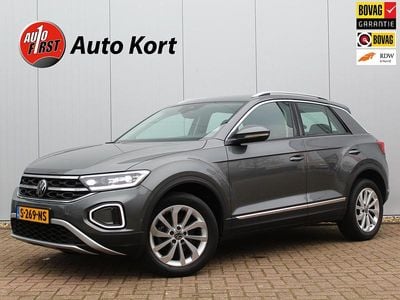 Grijs Gebruikt 2022 VW T-Roc R-line SUV | € 25.950 (Goede deal)