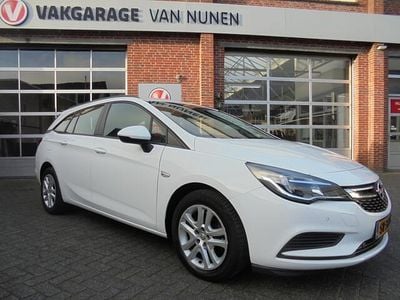 Wit Gebruikt 2018 Opel Astra Edition Stationwagen | € 7.750 (Eerlijke prijs)
