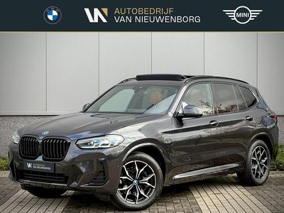 Grijs Occasion 2022 BMW X3 Executive SUV | € 42.780 (Eerlijke prijs)