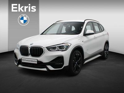 Wit Gebruikt 2022 BMW X1 Sport Line SUV | € 29.900 (Eerlijke prijs)
