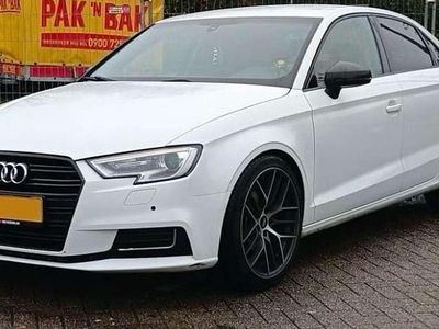 Wit Gebruikt 2018 Audi A3 Sport Sedan | € 9.750