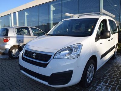 Wit Occasion 2018 Peugeot TePee Stationwagen | € 12.850