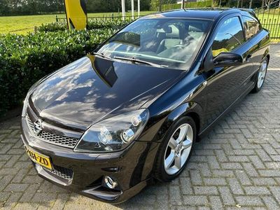 Opel Astra GTC