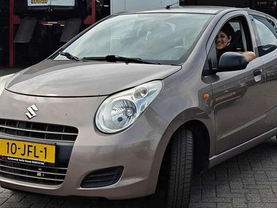 Bruin Gebruikt 2009 Suzuki Alto Comfort Hatchback | € 1.650 (Eerlijke prijs)