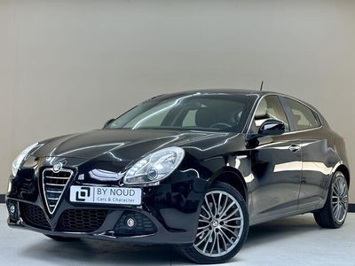 tweedehands Alfa Romeo Giulietta 1.4 T Distinctive, 170Pk, 2012, Volledig leder, Xe