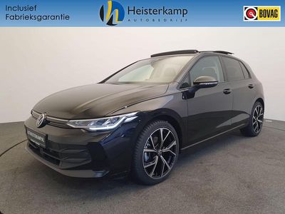 Zwart Occasion 2024 VW Golf VIII Edition Hatchback | € 34.950 (Eerlijke prijs)