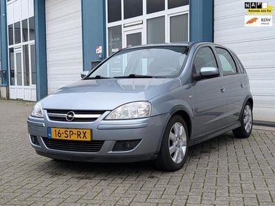 Grijs Gebruikt 2006 Opel Corsa Hatchback | € 1.999 (Eerlijke prijs)