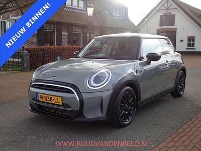 Grijs Gebruikt 2021 Mini ONE Essential Hatchback | € 16.450 (Goede deal)