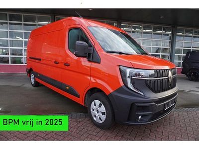 Rood Gebruikt 2024 Renault Master Van | € 46.950