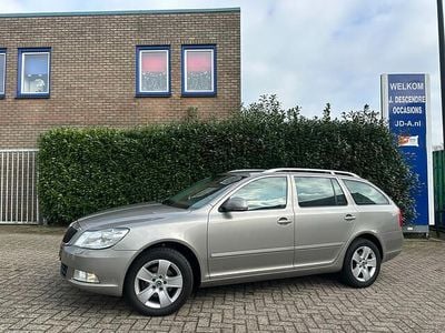 Occasion Skoda Octavia Elegance 122 PK (89 kW) 2011 Grijs (metallic) Stationwagen