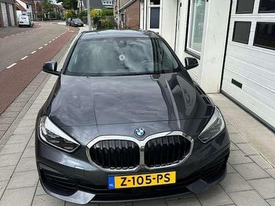 Grijs Occasion 2019 BMW 118 Hatchback | € 17.500 (Eerlijke prijs)