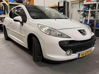 Wit Gebruikt 2008 Peugeot 207 Hatchback | € 2.650 (Eerlijke prijs)