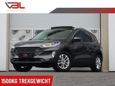 Grijs (metallic) Occasion 2022 Ford Kuga Titanium SUV | € 24.940 (Goede deal)