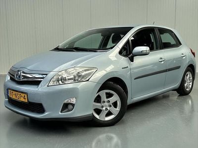 Toyota Auris Hybrid
