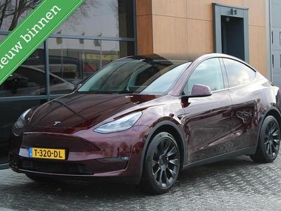 Rood Occasion 2023 Tesla Model Y Long Range AWD SUV | € 37.450 (Eerlijke prijs)