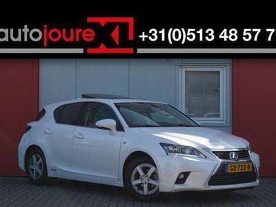 Lexus CT200h