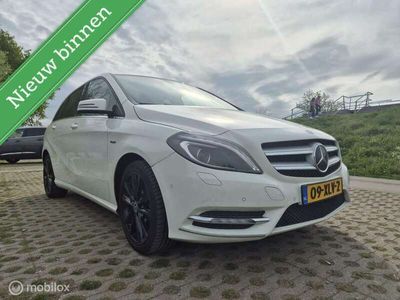 Mercedes B200