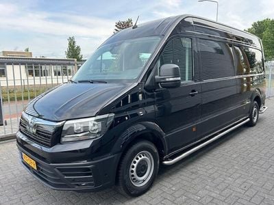 Zwart Gebruikt 2023 VW Crafter Highline Van | € 32.250 (Eerlijke prijs)