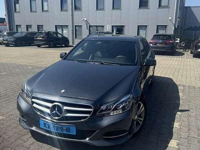 Grijs Gebruikt 2015 Mercedes E200 Sedan | € 8.500 (Iets duurder)