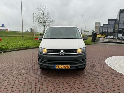 VW Transporter