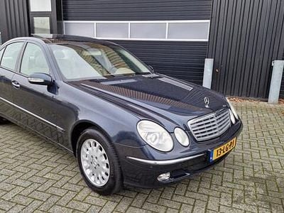 Mercedes E320
