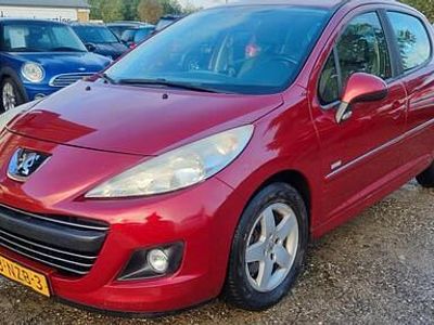 Rood Gebruikt 2010 Peugeot 207 Hatchback | € 1.799 (Duur)