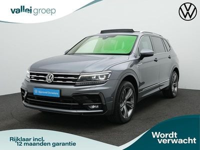 Grijs Occasion 2019 VW Tiguan Highline SUV | € 35.850 (Duur)