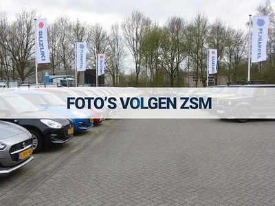 Oranje Occasion 2025 Suzuki Swift Hatchback | € 21.950 (Eerlijke prijs)