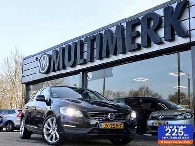 Zwart Occasion 2016 Volvo V60 Stationwagen | € 13.885 (Eerlijke prijs)