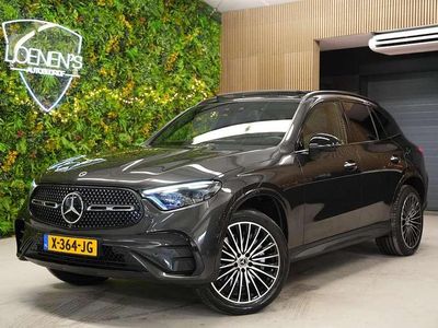 Grijs (metallic) Occasion 2022 Mercedes GLC400d AMG line SUV | € 66.990 (Eerlijke prijs)