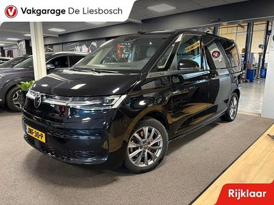 Zwart (metallic) Gebruikt 2022 VW Multivan Style Van | € 49.950 (Eerlijke prijs)