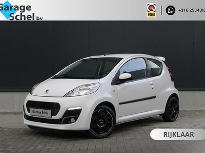 Wit Gebruikt 2014 Peugeot 107 Active Hatchback | € 5.450 (Iets duurder)