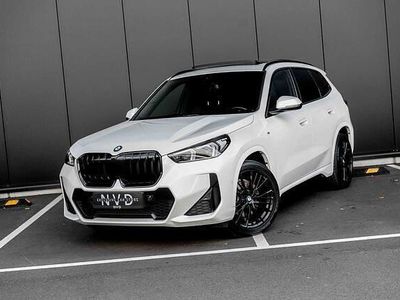 Wit Occasion 2023 BMW X1 Exclusive SUV | € 41.490 (Super prijs)