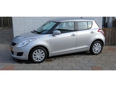Grijs Gebruikt 2013 Suzuki Swift Comfort Hatchback | € 9.250 (Eerlijke prijs)