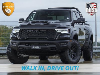 Zwart Nieuw 2025 Dodge Ram Pickup | € 107.950