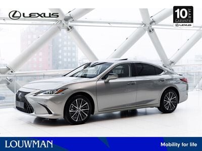 Lexus ES300H