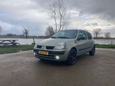 tweedehands Renault Clio II 