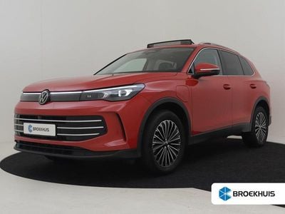 Rood Gebruikt 2025 VW Tiguan Elegance SUV | € 50.895 (Goede deal)