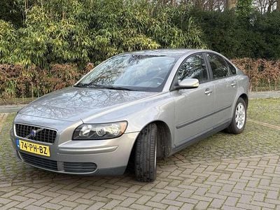 Grijs Gebruikt 2004 Volvo S40 Momentum Sedan | € 4.250 (Iets duurder)