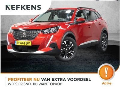 Rood Occasion 2020 Peugeot 2008 Allure SUV | € 16.695 (Eerlijke prijs)