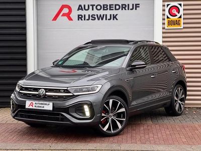 Grijs Occasion 2022 VW T-Roc R-line SUV | € 33.950 (Duur)