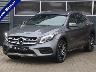 Grijs (metallic) Occasion 2018 Mercedes GLA220 AMG line SUV | € 22.900