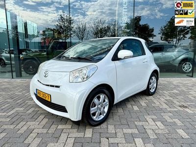 Wit Gebruikt 2009 Toyota iQ Comfort Hatchback | € 4.445 (Iets duurder)