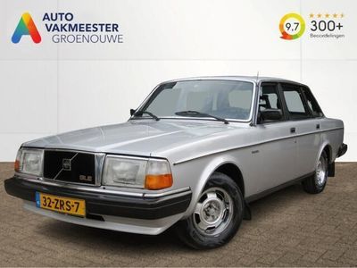 Grijs Gebruikt 1983 Volvo 240 Sedan | € 11.345