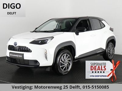 Wit Occasion 2023 Toyota Yaris Cross SUV | € 24.800 (Eerlijke prijs)